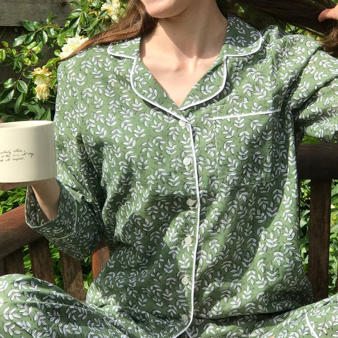 Block Printed Cotton Pajamas "Green Leaf"